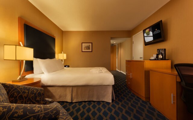 Executive Hotel Vancouver Airport