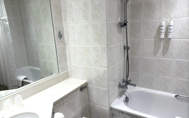 The Aberdeen Dyce Hotel