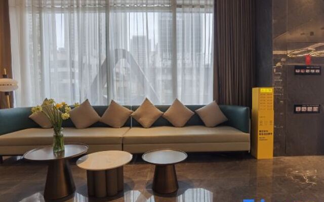 Yibin High-speed Railway West Station Atour Hotel