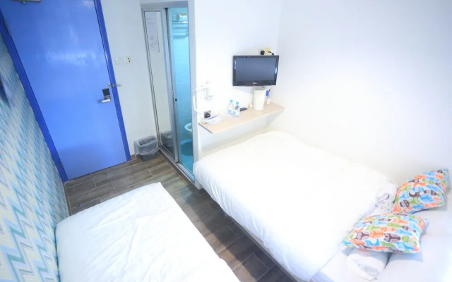 As 1 Hotel
