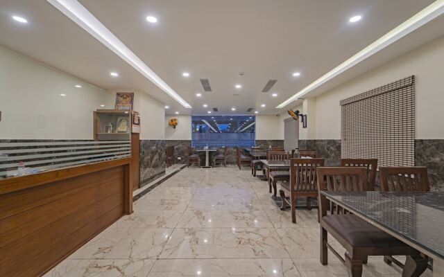 Treebo Aaravi Residency, 800 Mtrs From Promenade Beach
