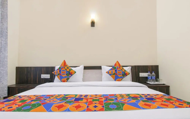 Fabhotel Moon Trip