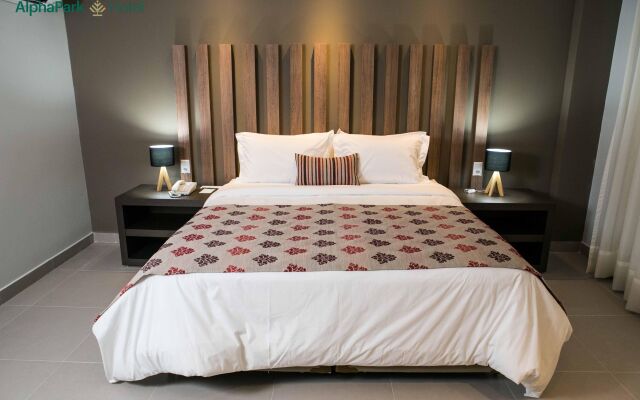 AlphaPark Hotel