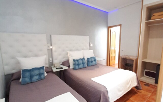 Hostal Las Fuentes - Adults Only