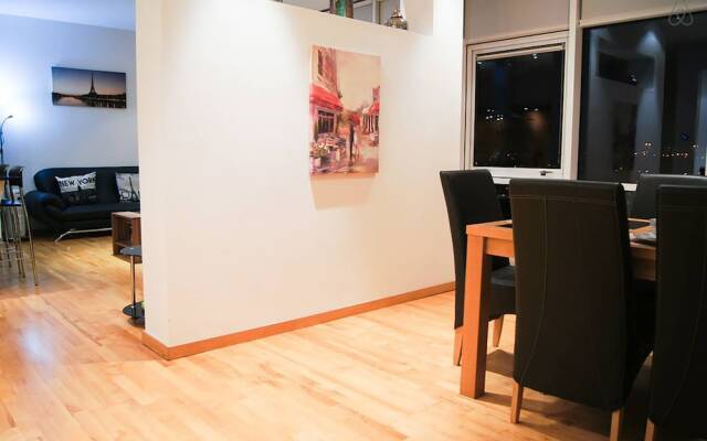 The Luxury City View Apartment