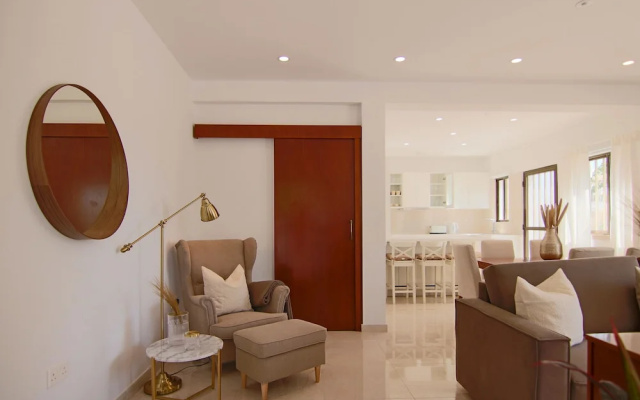 Phaedrus Living City Flat Androcleous