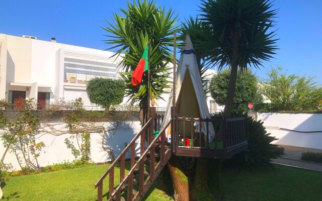 Casa Junto à Praia com Piscina Mystay