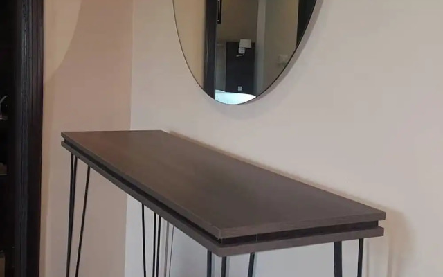 Network Hotel and Suites