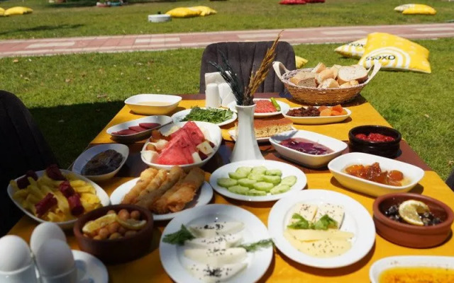 Akçam Otel Altınoluk