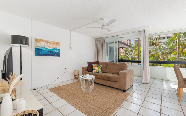 Hi Ho Beach Apartments