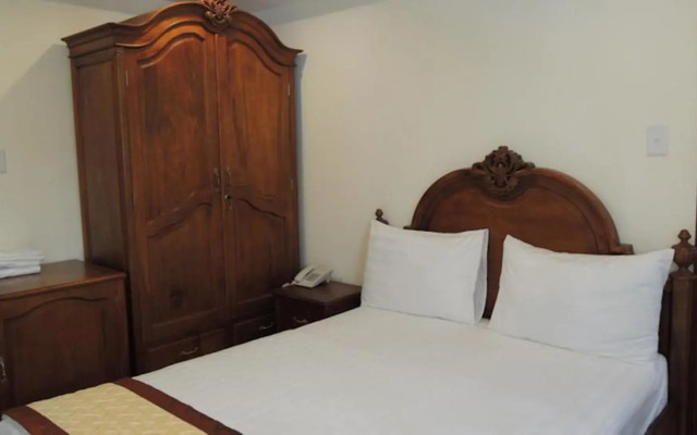 Golden View Hotel Saigon