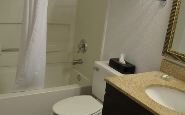 Country Inn & Suites by Radisson, Frederick, MD