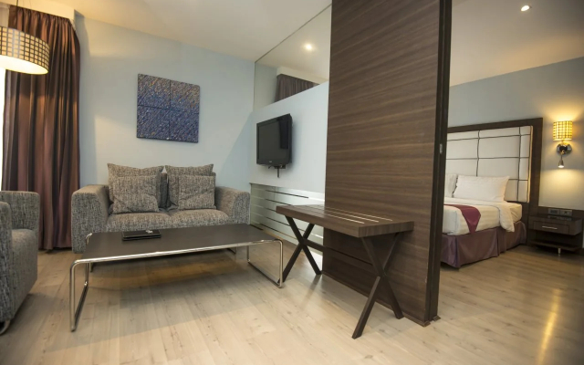 Отель Sukhumvit Suites