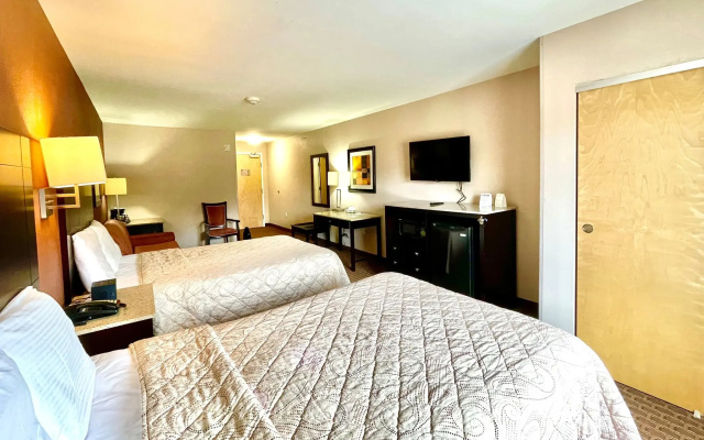 Red Carpet Inn And Suites Monmouth Jtc