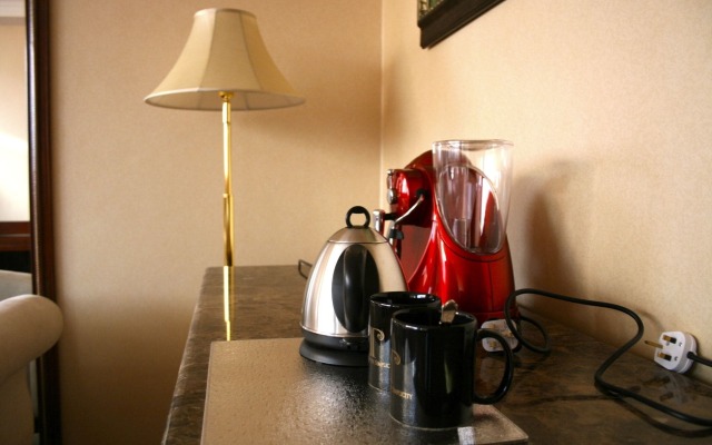Trianon Hotel