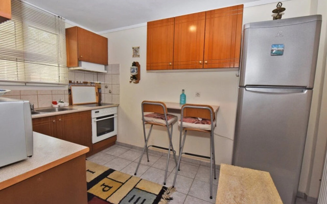Demi Maisonette