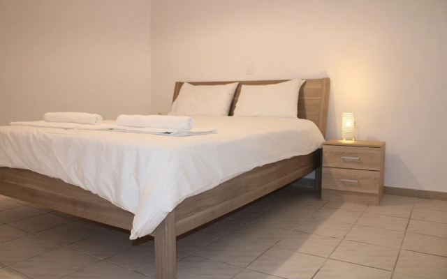 "kalamaki Plaza Apartments 'asteri' "