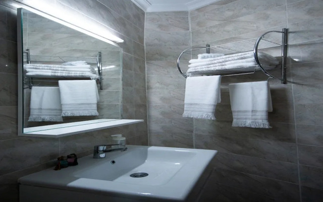 Hotel Ziryab