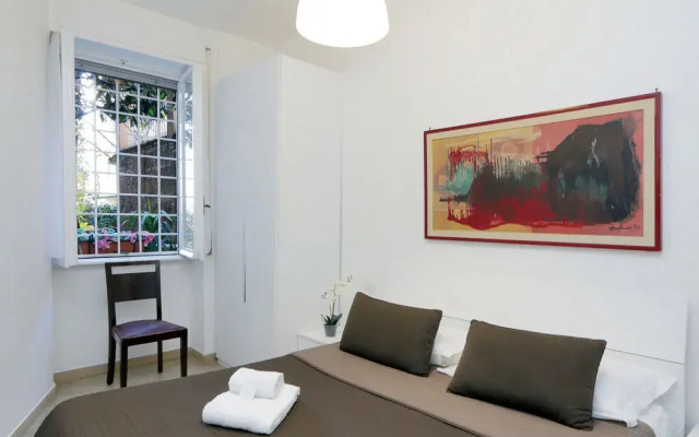 Vatican - WR Apartments