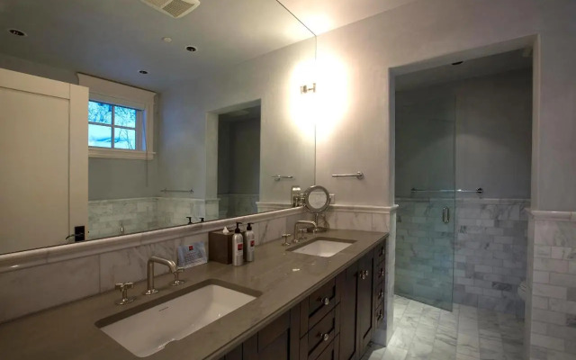 Auberge Residences At Element