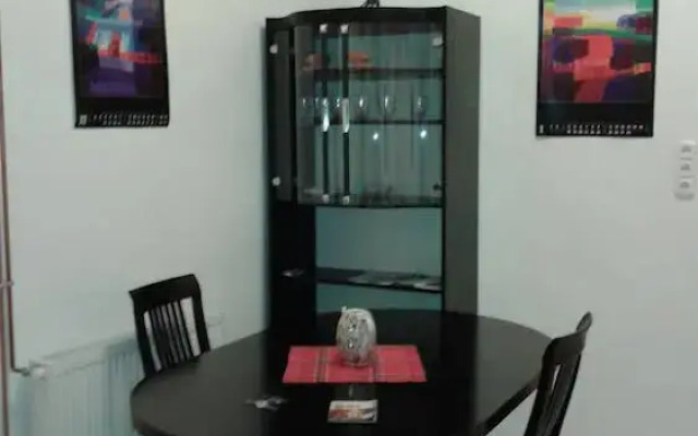 Market Square Apartment