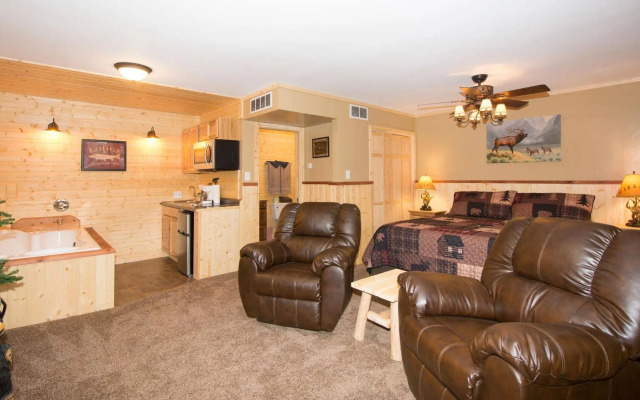 Upper Canyon Inn & Cabins