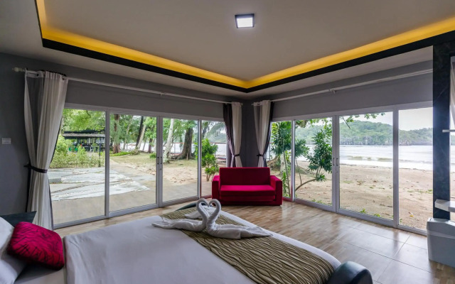 Pak Nam Resort