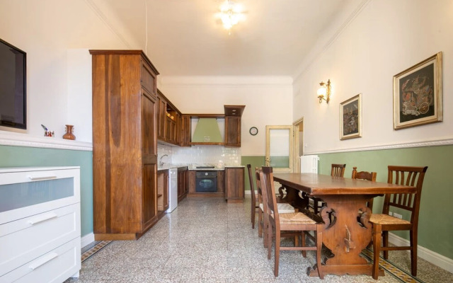 Santa Maria Novella 4 Bedrooms by Mmega