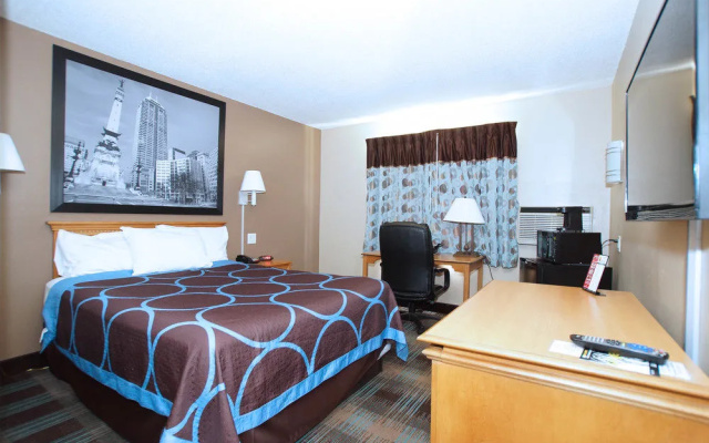 Super 8 Elkhart
