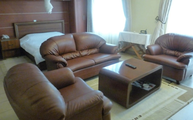 Norfolk Towers Serviced Apartments