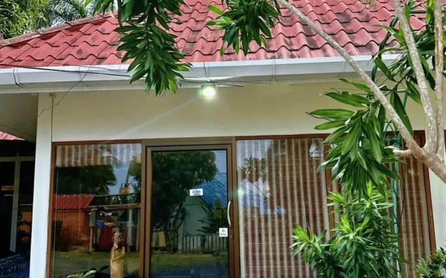 Sanuk bungalows