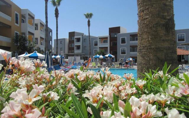 Kefalos - Damon Hotel Apartments