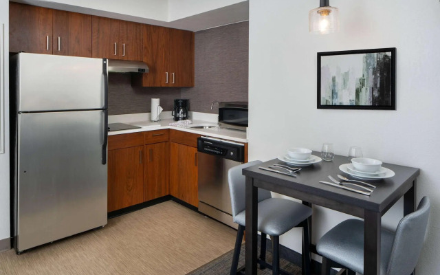 Sonesta ES Suites New Orleans Convention Center