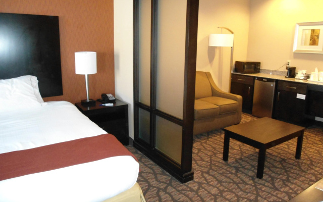 Holiday Inn Express & Suites Alpine Southeast by IHG
