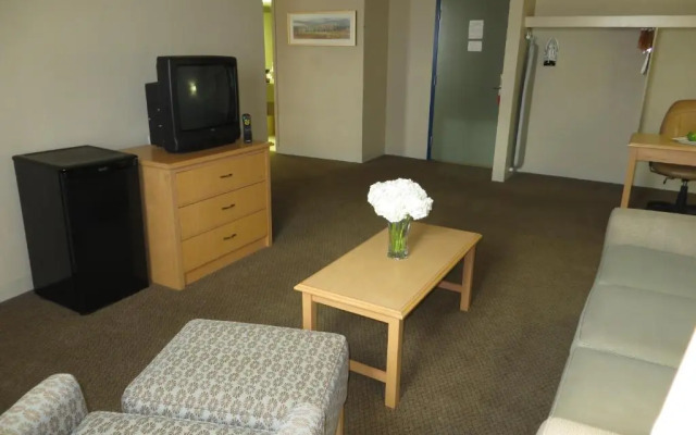 Ramada Edmonton Hotel & Conference Centre