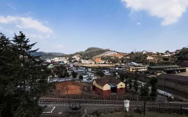 Oyo 13231 Hotel Sapphire Garden View