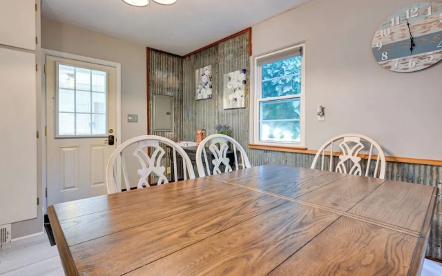 Pet-friendly Michigan Escape w/ Patio & Gas Grill!