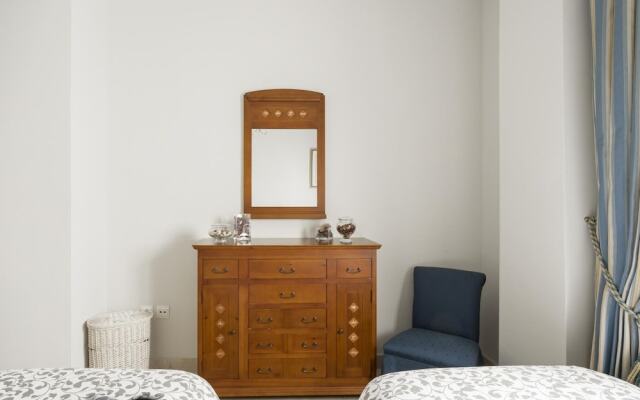 Alluring Apartment in Seville With Garden