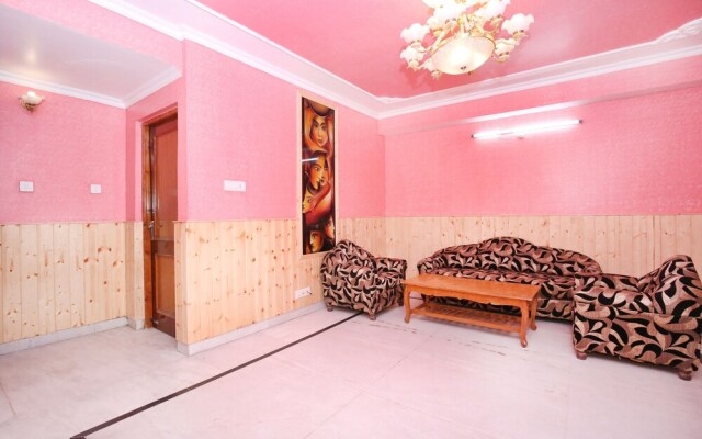 OYO 10411 Home Family Suite Panthaghati Shimla
