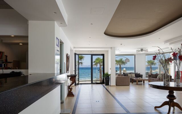 Golden Bay Boutique Hotel & Bungalows