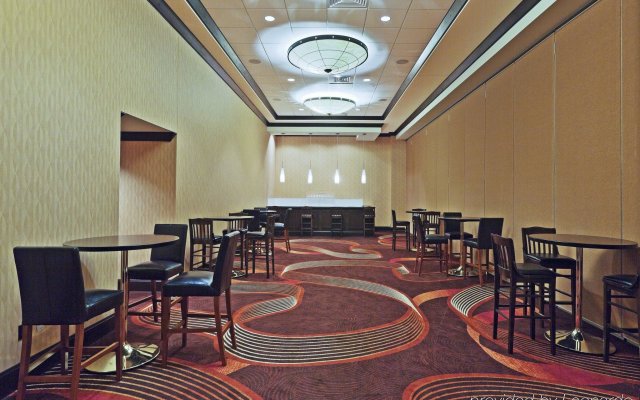 Crowne Plaza Dallas Downtown by IHG