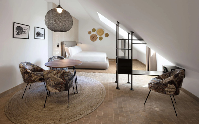 Atocha Hotel Madrid, Tapestry Collection by Hilton