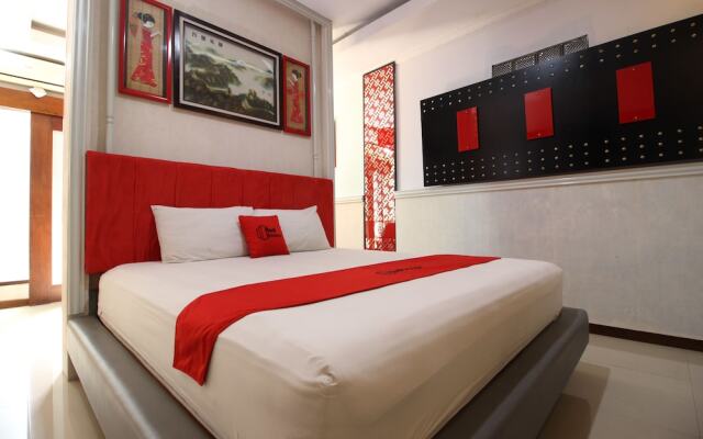 RedDoorz Plus near Tugu Jogja 2