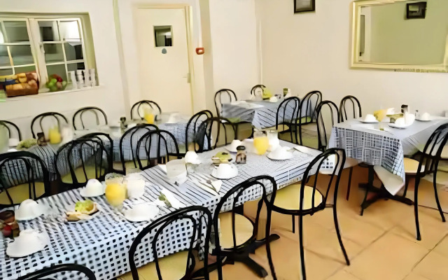 Guilford House Hotel
