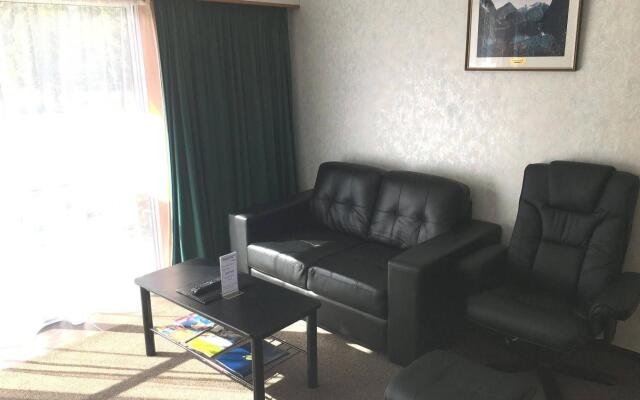 Parklands Motel