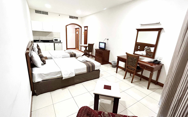 Moon Valley Hotel Apartment