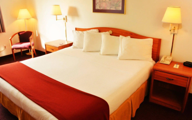 Peppermill Empress Inn