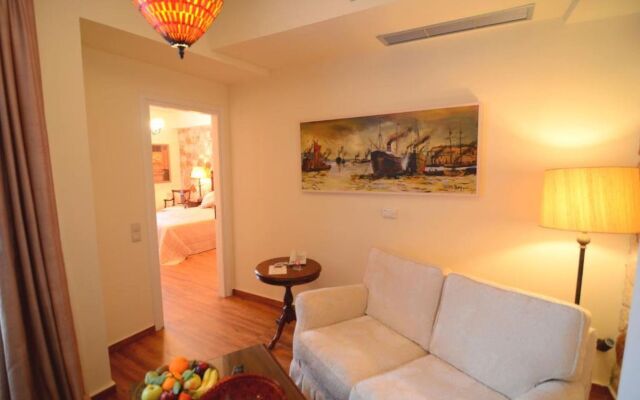 Korina Gallery Hotel