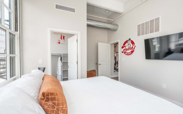 The 333 Suites 2nd Floor Retreat