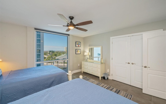 Shoreline Towers 3051 3 Bedroom Condo